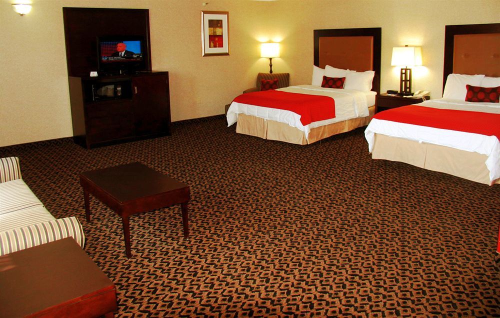 Mankato City Center Hotel Exterior photo